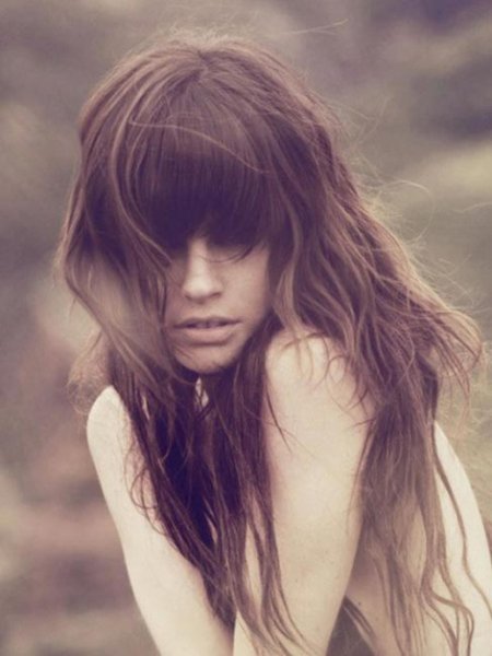 Девушки с челками