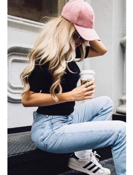 Девушка блондинка без лица