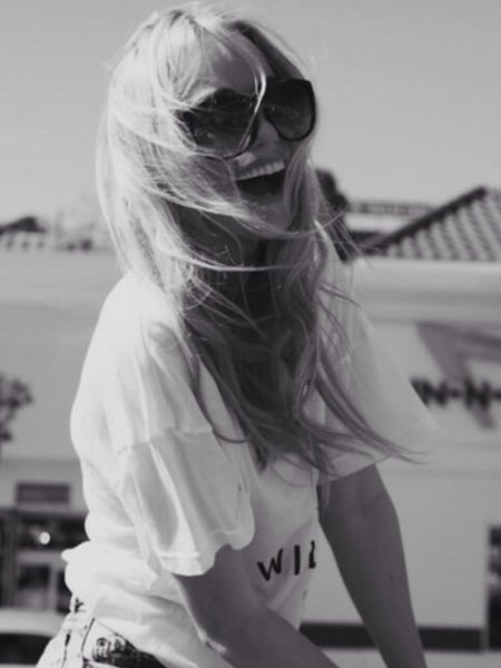 Девушка в очках