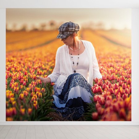 Девушка в поле