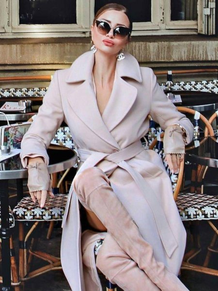 Пальто модное