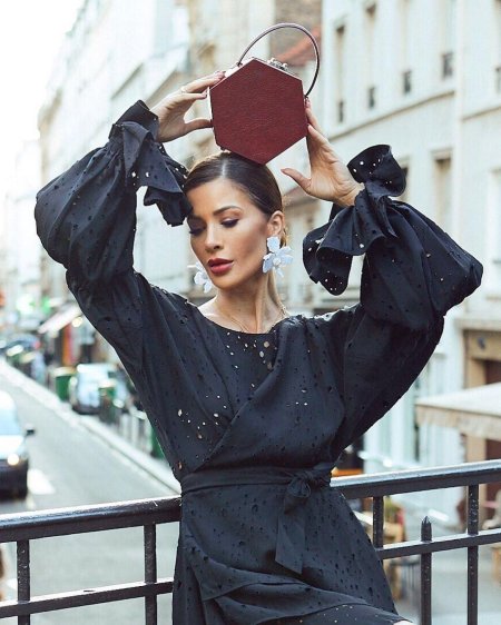 Элегантная девушка