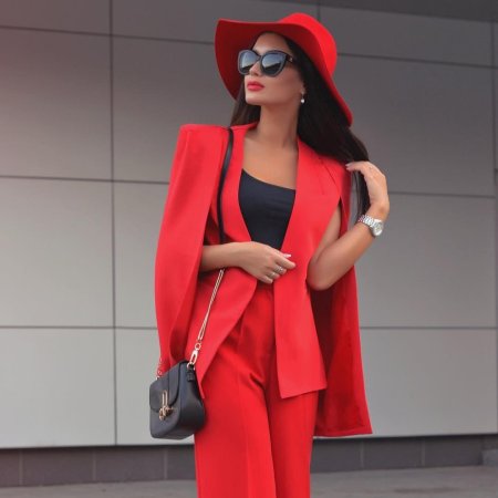 Красивые брючные костюмы женские