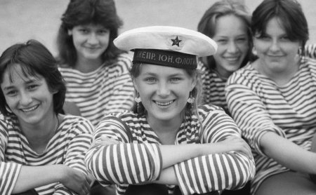 Матрос в тельняшке