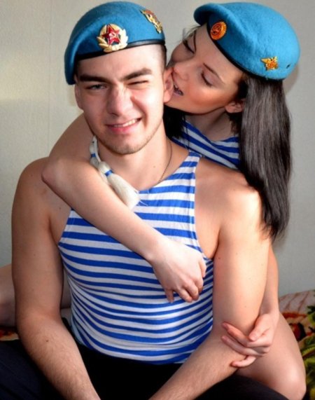 Девушка десантник