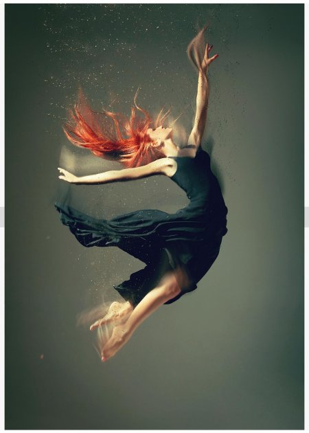 Девушка в движении