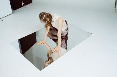 Креативные фотосессии с зеркалом