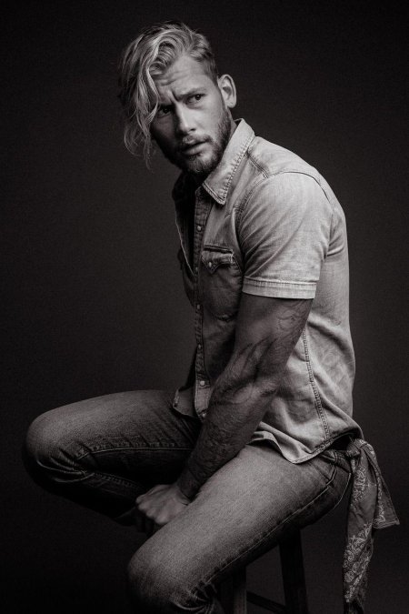 Мужчина портрет