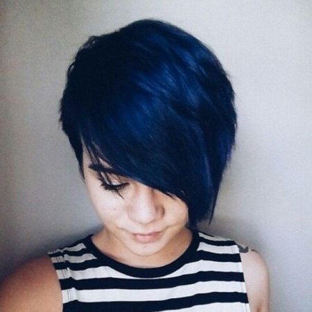 Синие короткие волосы