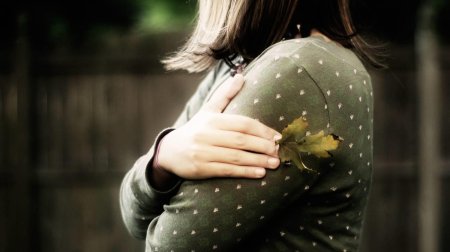 Грусть девушка