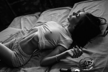 Страстная девушка