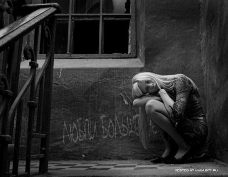 Женщина грусть