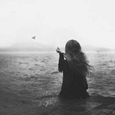 Девушка одиночество