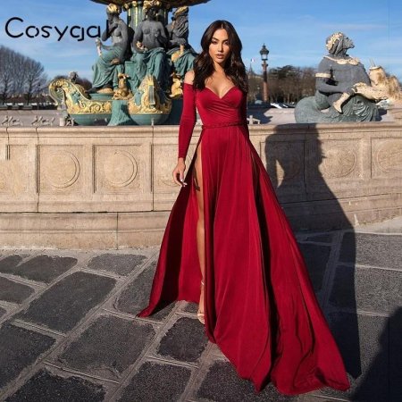 Шикарное красное платье