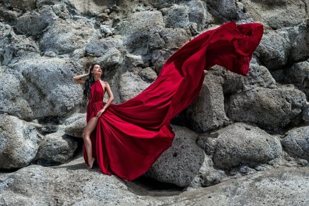 Фотосессия в красном платье