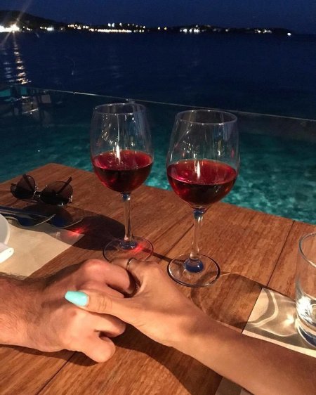 Романтический ужин с вином