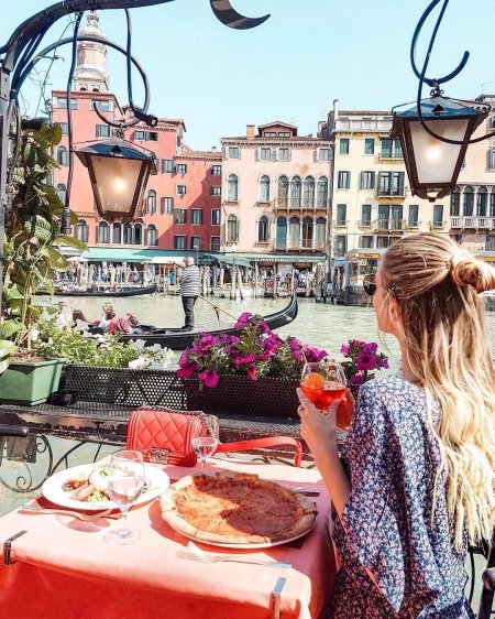 Венеция прогулка на гондоле