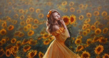 Девушка с подсолнухами