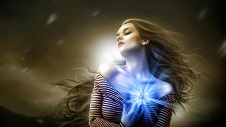 Сияющая женщина