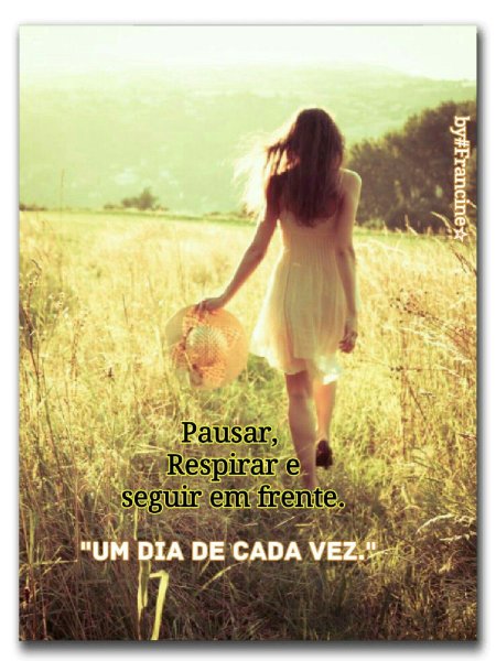 Девушка в поле