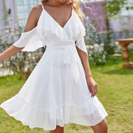 Платье с поясом