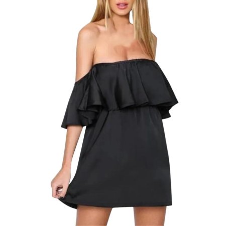 Платье с открытой плечами