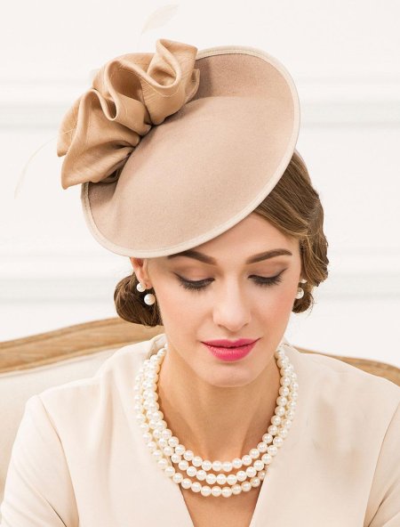 Головной убор для женщин