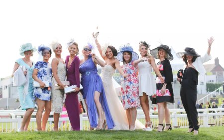 Aintree grand national ladies day