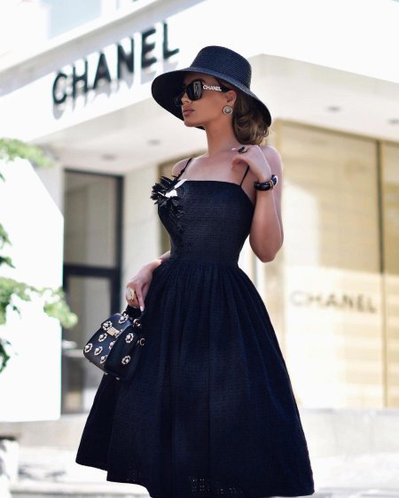 Платье стильное