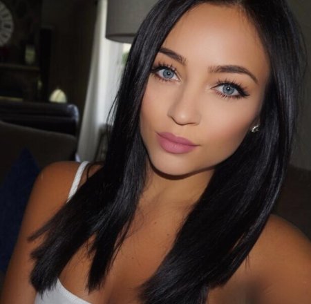 Макияж брюнетки