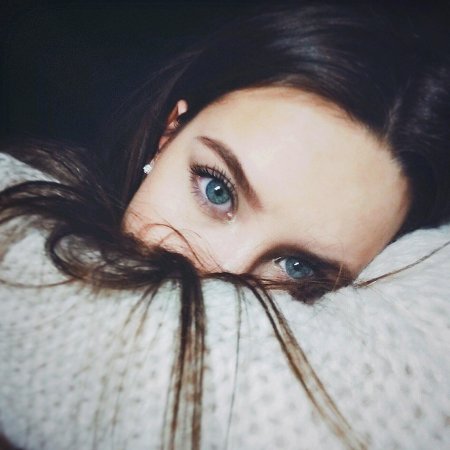 Глаза девушек