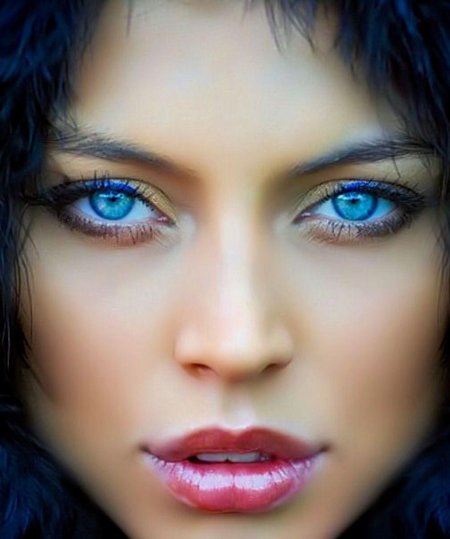 Глаза красивые