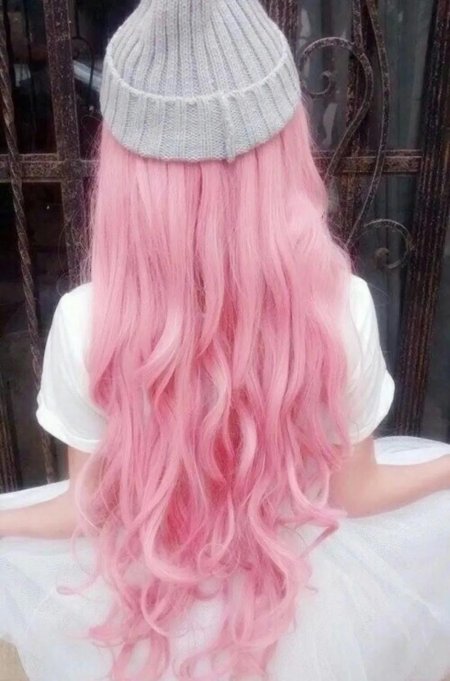 Прически с розовыми волосами