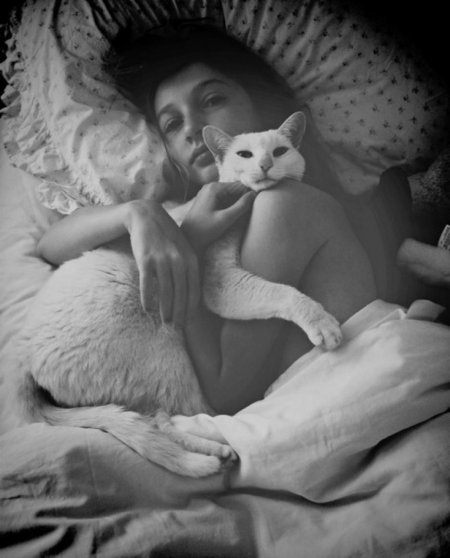 Объятия с котом