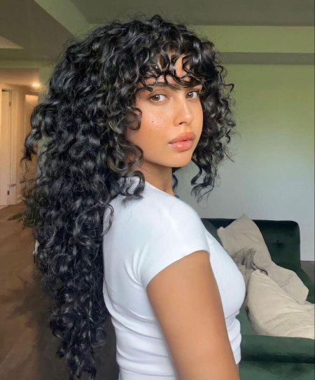 Стрижка для кудрявых волос