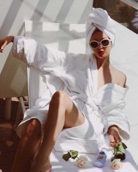 Фотосессия девушка в халате