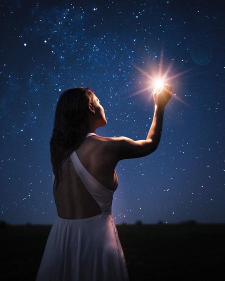 Девушка звезда