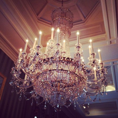 Хрустальная люстра современная