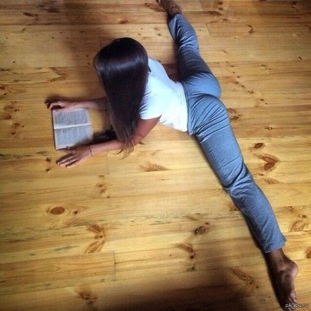 Шпагат девушка