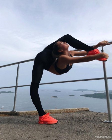 Александра солдатова шпагат