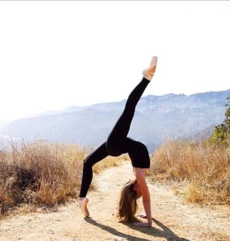 Красивый шпагат