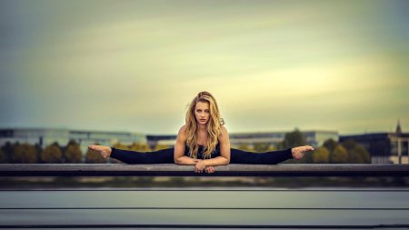 Лорен алексис шпагат