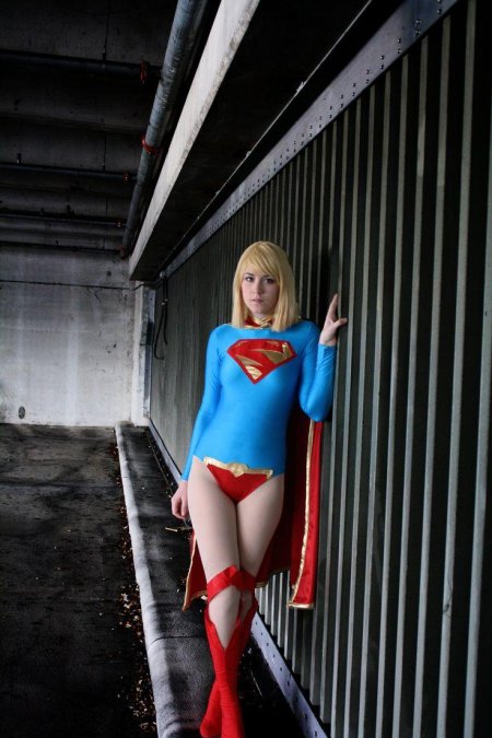 Супергерл косплей