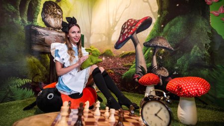 Фотосессия в стиле алиса в зазеркалье