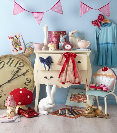 Алиса в зазеркалье интерьер