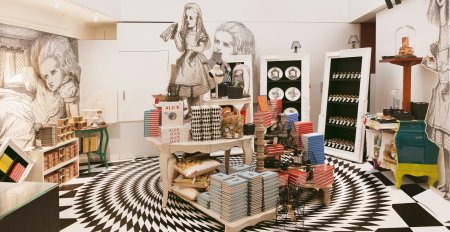 Алиса в зазеркалье музей спб