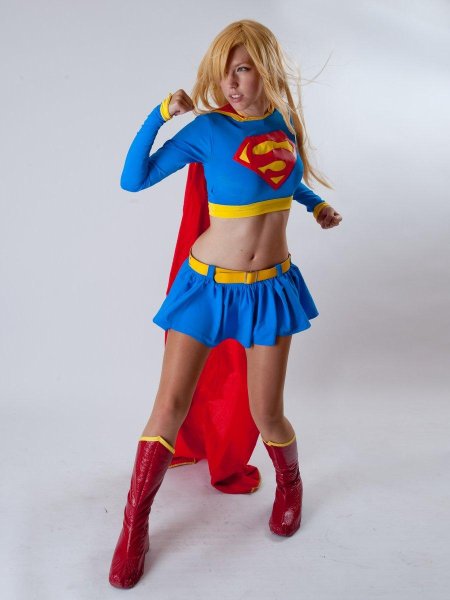 Супергерои женщины косплей