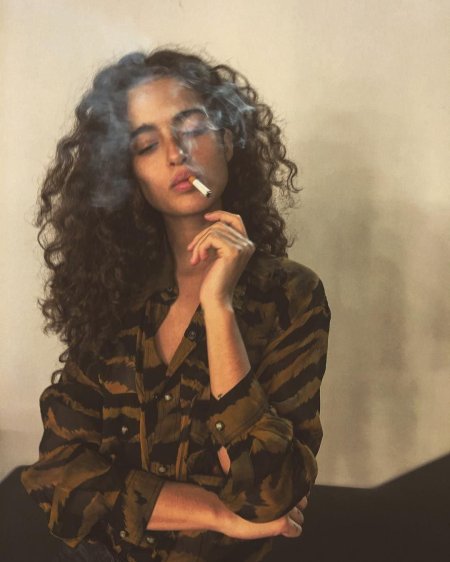 Кьяра шелси кудрявая