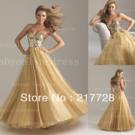 Платье золотого цвета