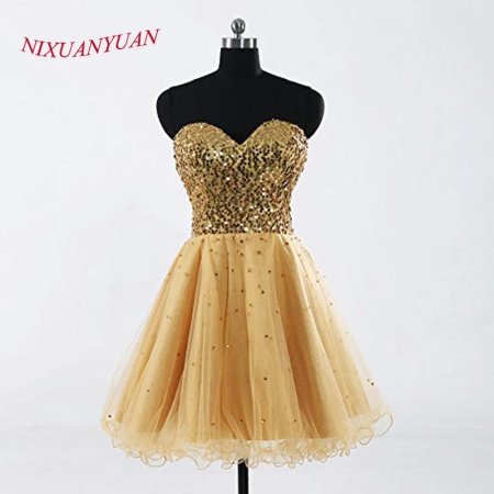 Красивые платья на манекене